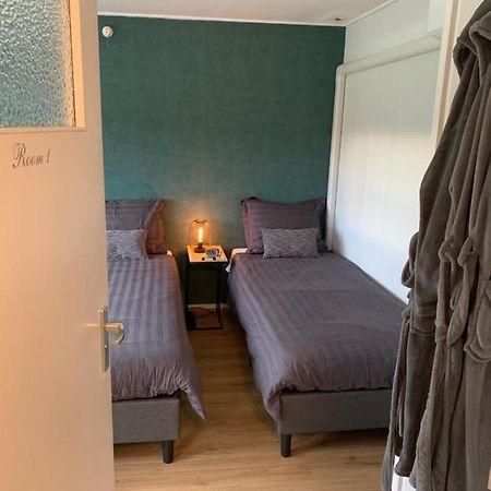 Bwb Heerenveen Homestay Bagian luar foto