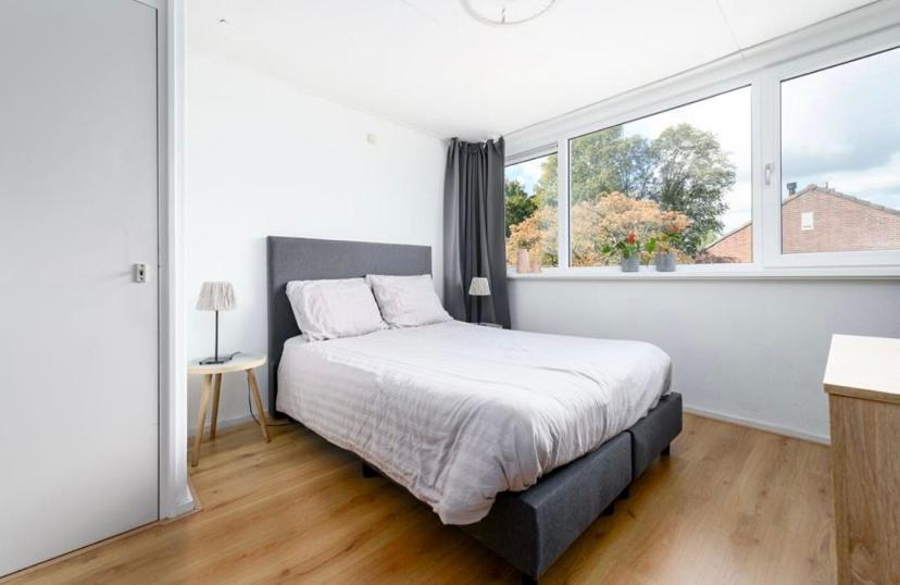 Bwb Heerenveen Homestay Bagian luar foto